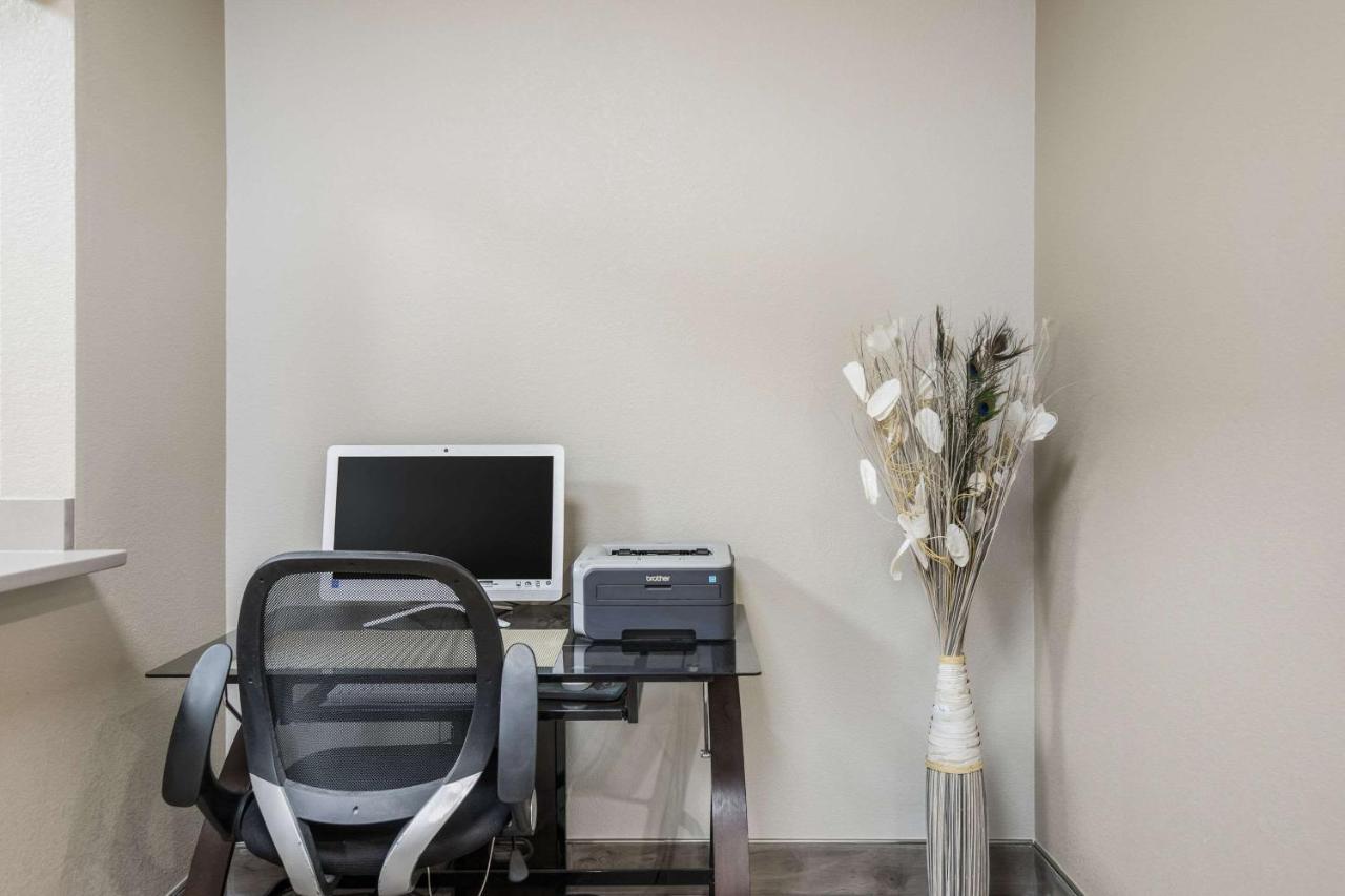 Quality Inn & Suites Lodi I-90 Dış mekan fotoğraf