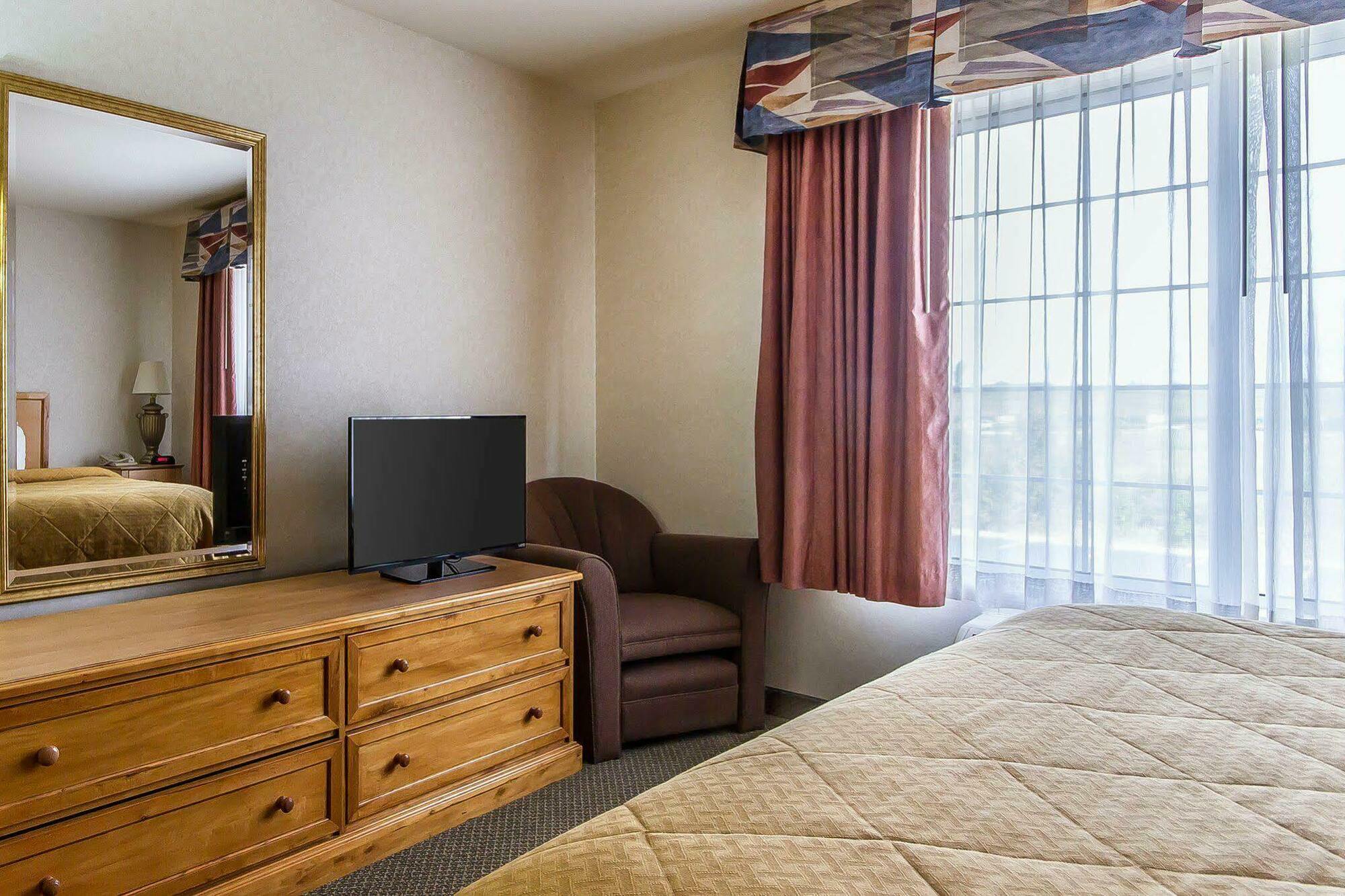 Quality Inn & Suites Lodi I-90 Dış mekan fotoğraf